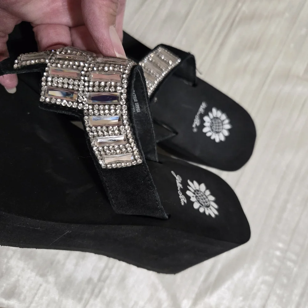 Yellowbox Black Sandals with Silver Accents Size 7.5. Worn Once.